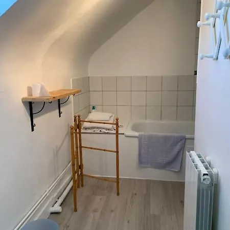 Holiday home Charmante Maison Dans Le Parc D'un Chateau Saint-Pierre-du-Val